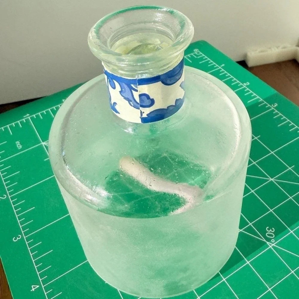 Ralph Lauren Glass Bottle Good Frosted Floral Etched RL Monogram‎